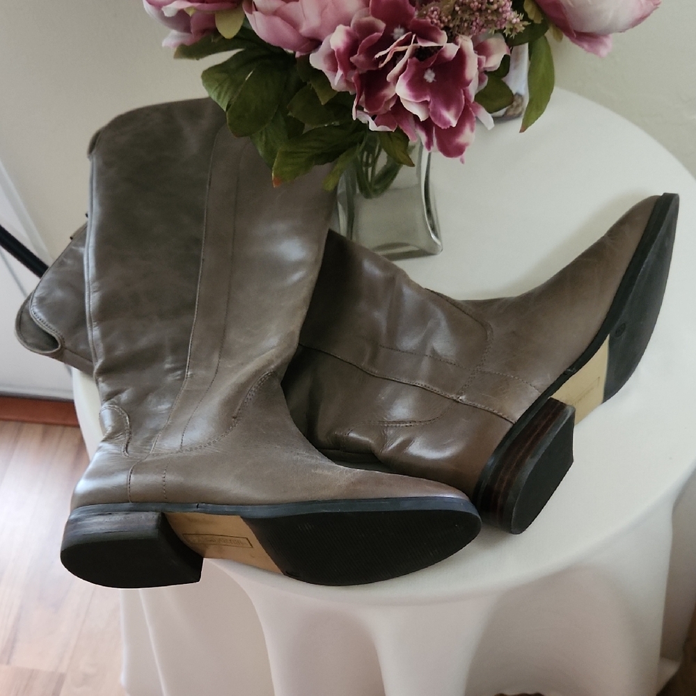 Franco Fortini Gray Leather Heeled Boots